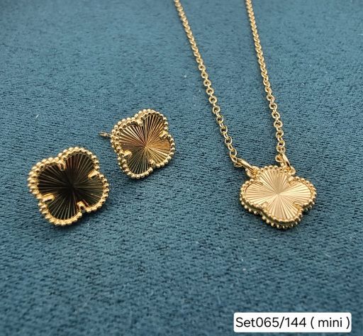 Set earing 