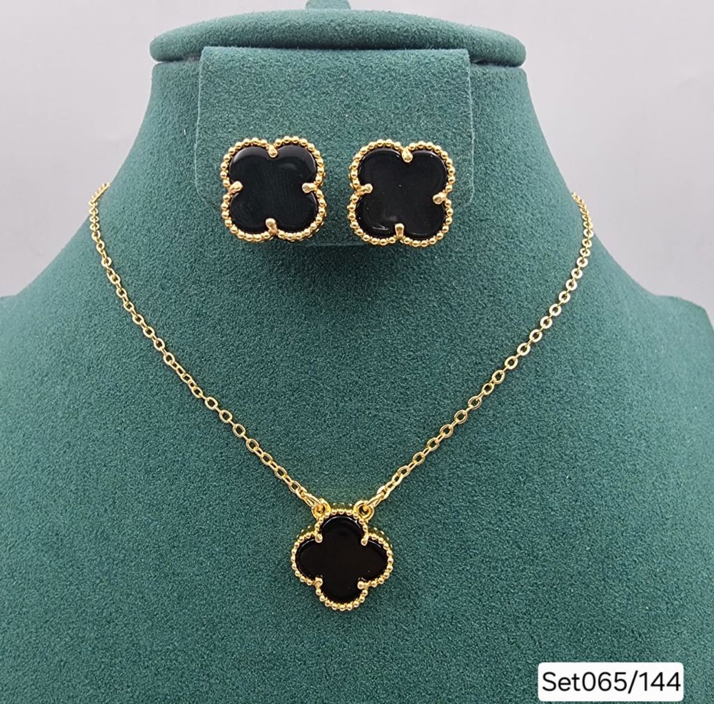 Set earing _thumbnail_0